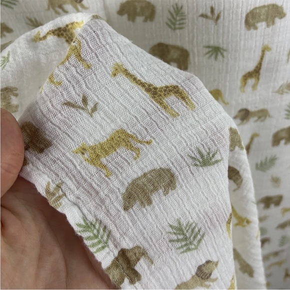 Aden + Anais Set/2 Blankets 100% Cotton Safari Animal /Elephants Muslin Wraps - Picture 5 of 9